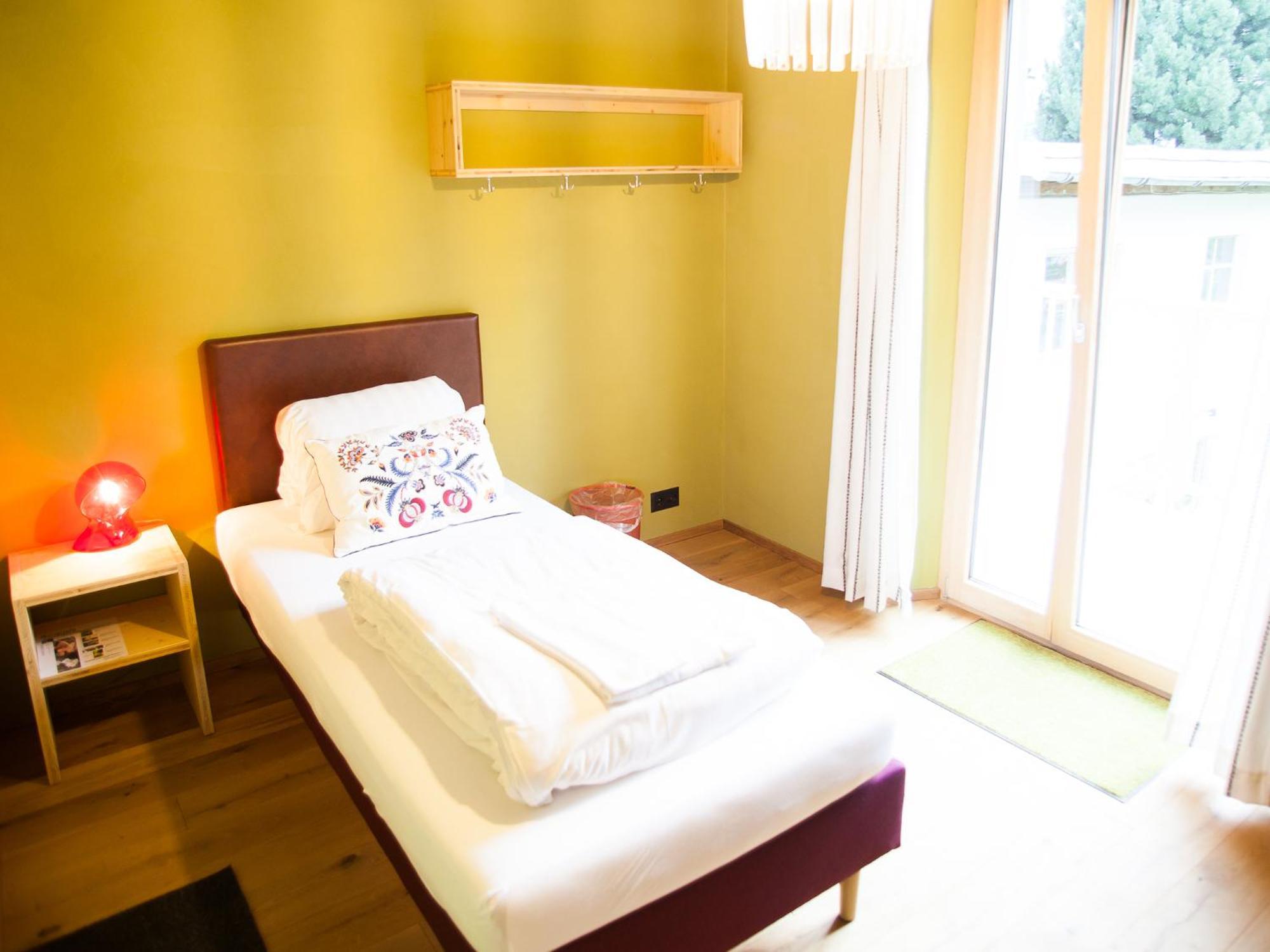 Nangijala Guest House Disentis Exterior photo