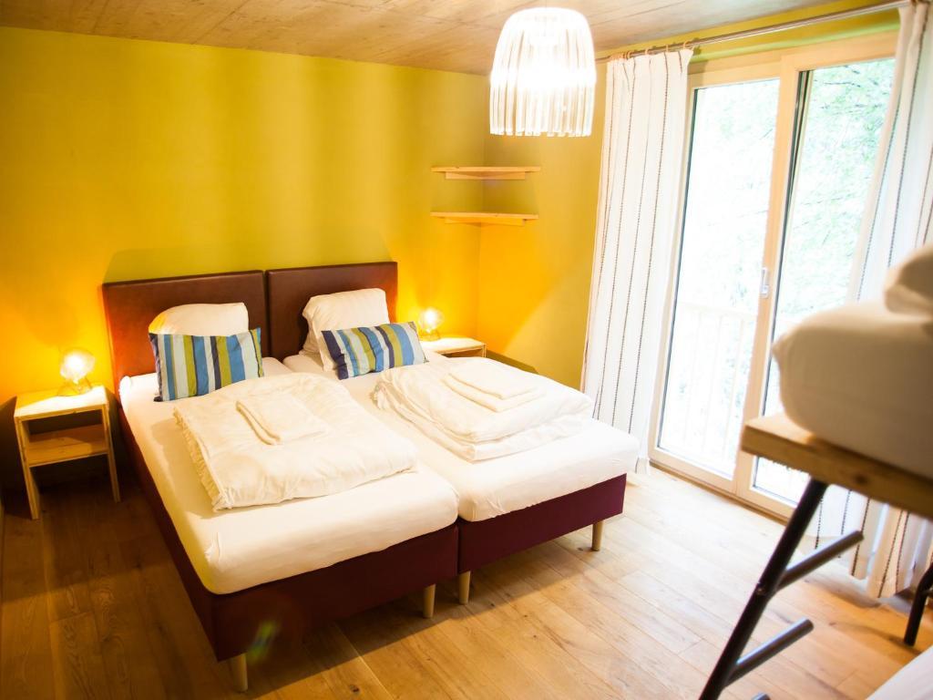 Nangijala Guest House Disentis Room photo